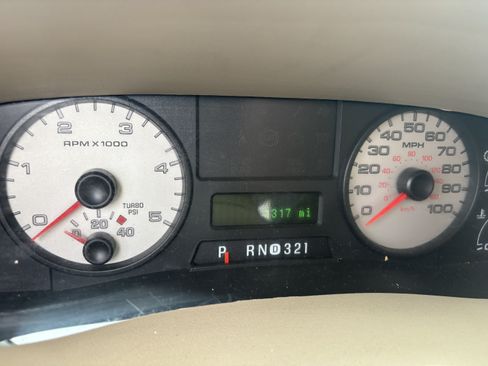 Used 2005 Ford F350 King Ranch RWD image 6