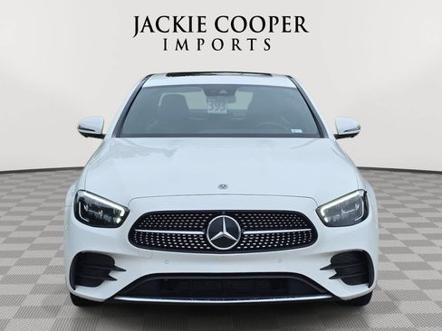 Used 2021 Mercedes-Benz E 450 4MATIC Sedan image 2