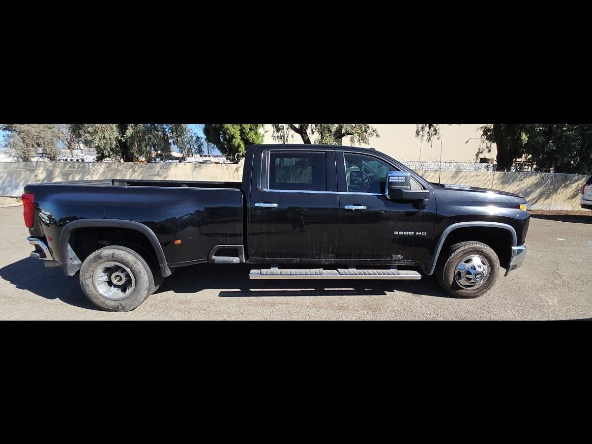 Used 2021 Chevrolet Silverado 3500 LTZ AWD/4WD image 19