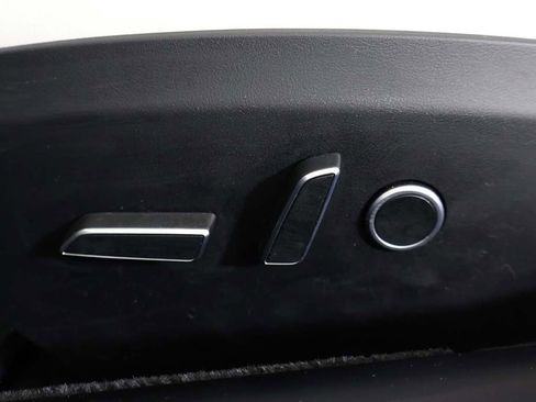 Used 2021 Tesla Model S Plaid image 33