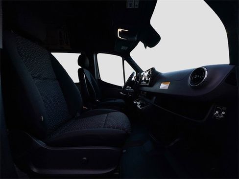 Used 2025 Mercedes-Benz Sprinter 144 Cargo image 29