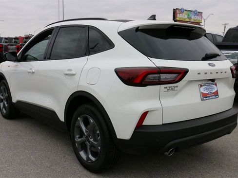 New 2026 Ford Escape ST-Line w/ Tech Pack #1 image 7