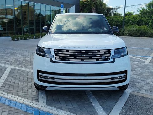 Used 2025 Land Rover Range Rover Long Wheelbase Autobiography AWD/4WD image 8