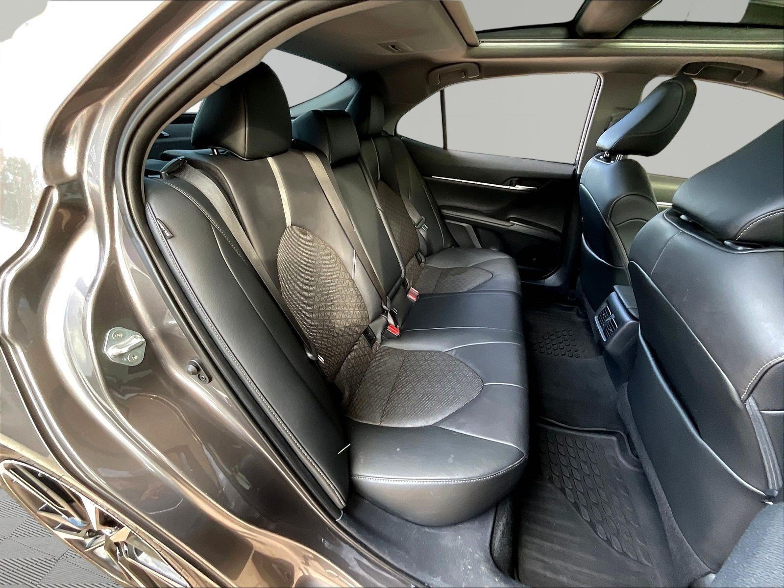 Used 2021 Toyota Camry XSE FWD image 25
