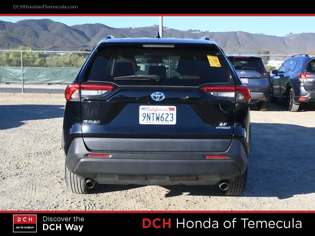 Used 2022 Toyota RAV4 LE AWD/4WD image 6