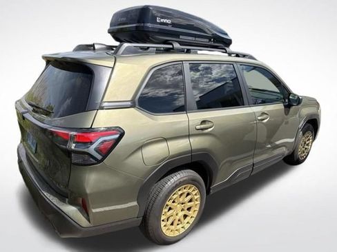 Used 2025 Subaru Forester Premium AWD/4WD image 10