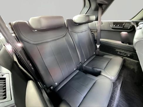 Used 2024 Land Rover Range Rover Long Wheelbase SE AWD/4WD image 27