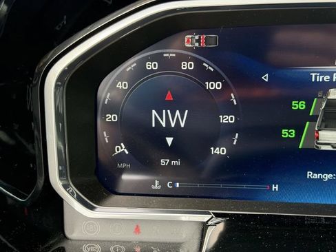 New 2026 Chevrolet Silverado 2500 ZR2 AWD/4WD image 36