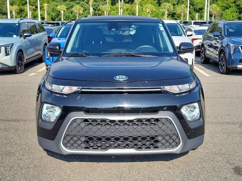 Used 2020 Kia Soul S FWD image 2