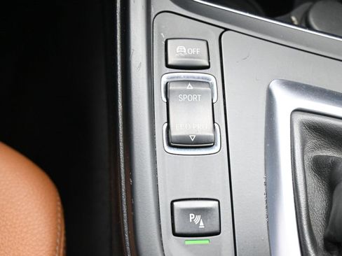 Used 2016 BMW 340i xDrive Sedan image 24