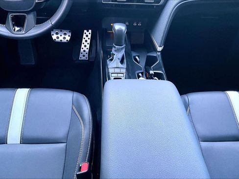 Certified 2025 Toyota Camry SE w/ Convenience Package FWD image 17