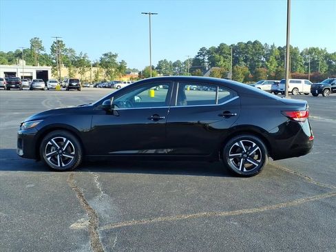 Used 2024 Nissan Sentra SV FWD image 16