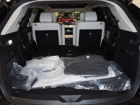 New 2025 MAZDA CX-90 Plug-In Hybrid w/ Premium Plus image 3