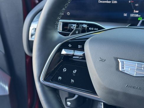 Used 2024 Cadillac Lyriq Luxury w/ LPO, Floor Liner Package image 20