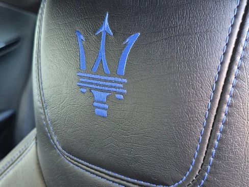 Used 2017 Maserati GranTurismo Sport RWD image 47