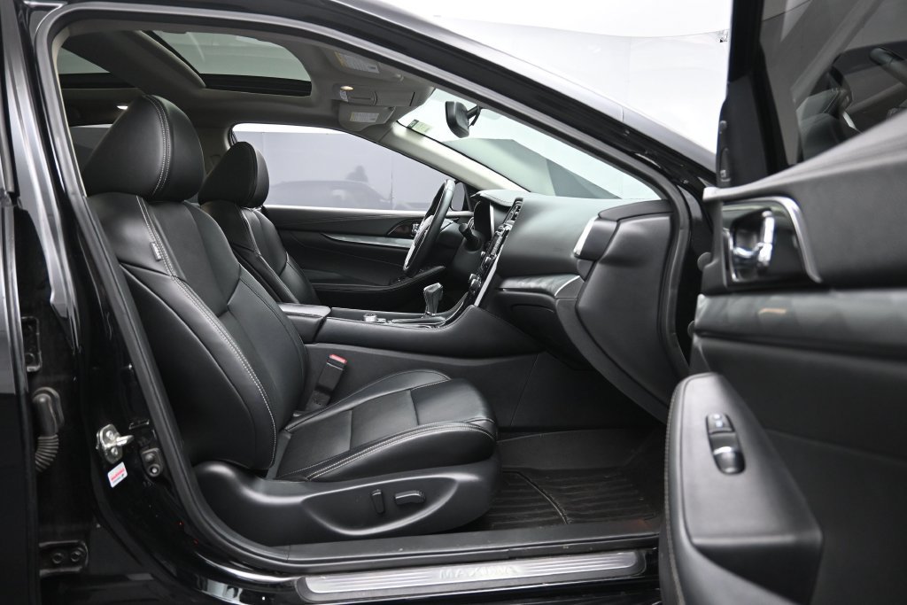 Used 2019 Nissan Maxima 3.5 SL w/ Floor Mat Group FWD image 26