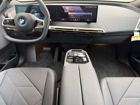 New 2026 BMW iX xDrive45 image 6