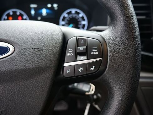 Used 2023 Ford Transit 350 XLT image 17