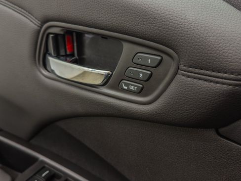 Used 2017 Acura RDX AWD image 24
