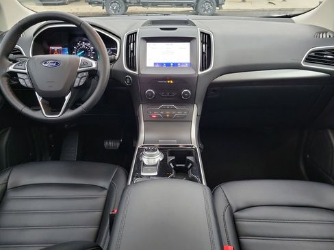 Certified 2020 Ford Edge SEL w/ Convenience Package image 11