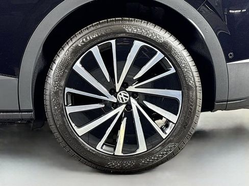 New 2026 Volkswagen ID.4 Pro image 30