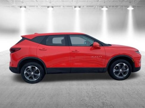 Used 2025 Chevrolet Blazer LT image 5