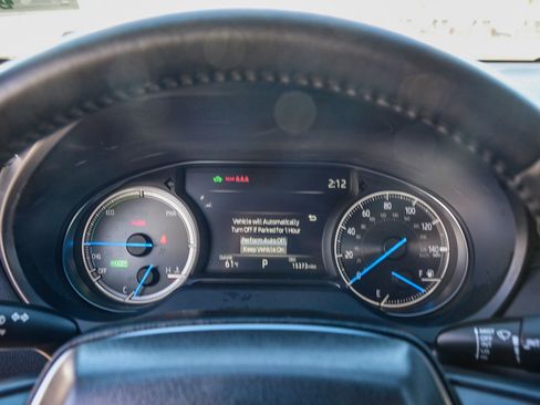 Certified 2024 Toyota Venza Nightshade image 29