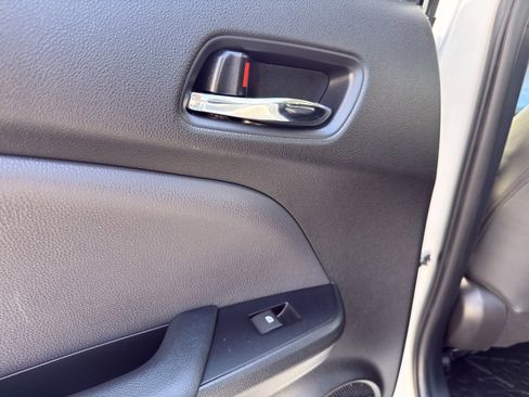 Used 2018 Toyota Prius Prime Premium image 45