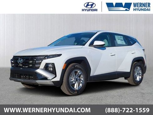 New 2026 Hyundai Tucson SE image 1