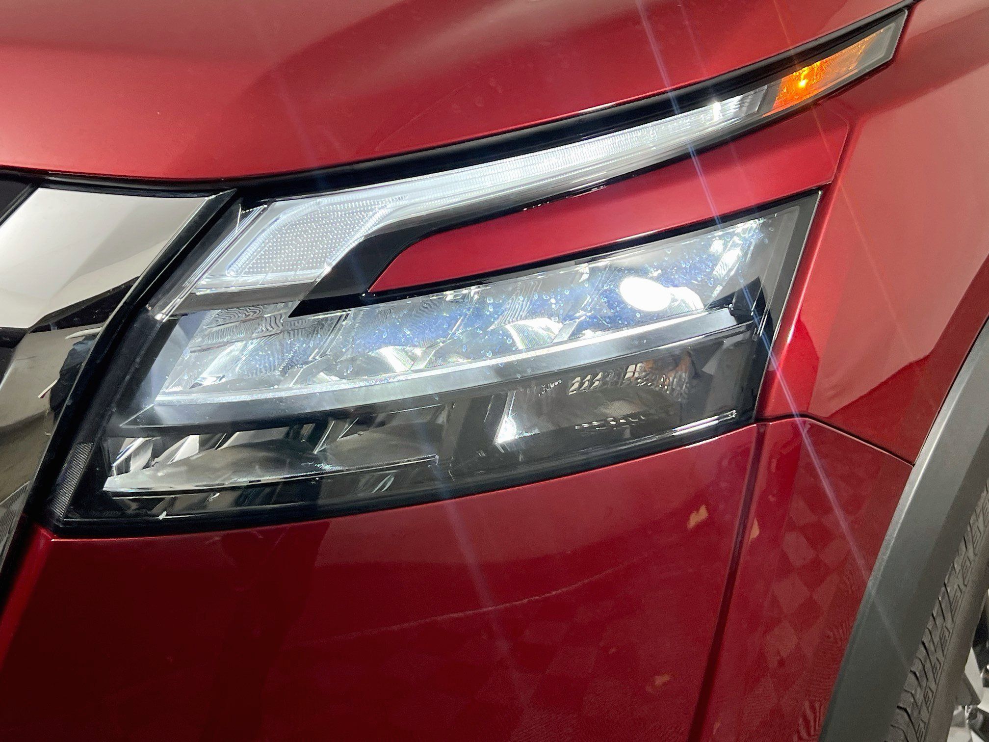 Used 2025 Nissan Pathfinder SL FWD image 11