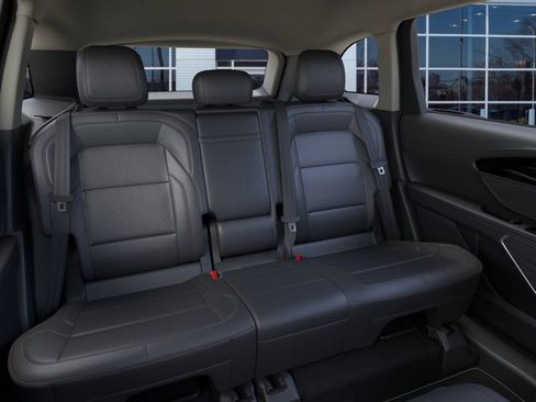 New 2026 Lincoln Nautilus Premier w/ Jet Appearance Package AWD/4WD image 11