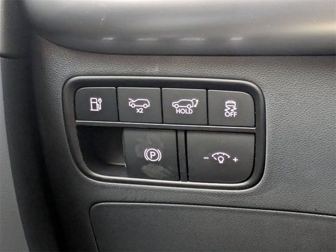 New 2026 Hyundai Ioniq 9 SEL image 17