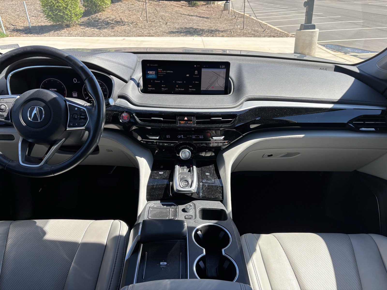 Used 2024 Acura MDX w/ Technology Package FWD image 32