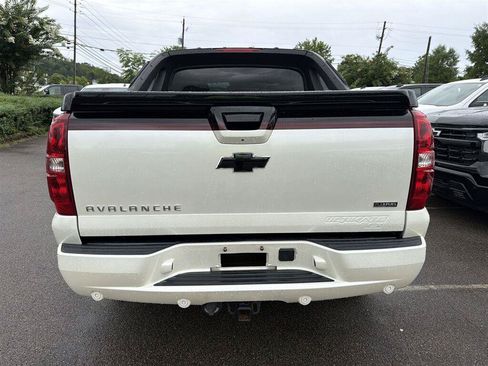 Used 2008 Chevrolet Avalanche LT w/ LT Preferred Equipment Group RWD image 3