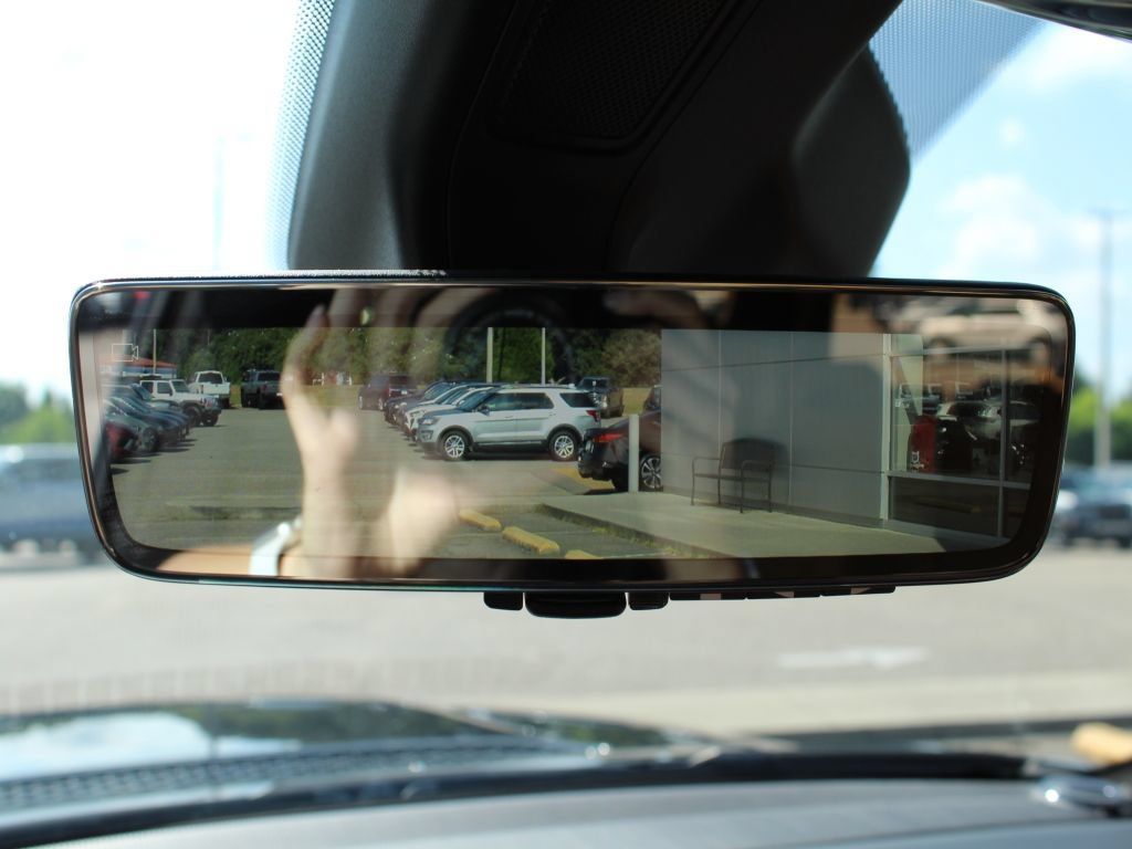 Used 2023 Jeep Grand Wagoneer Series III w/ Rear Seat Video Group 1 AWD/4WD image 30
