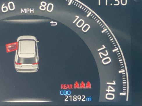 Used 2025 Toyota RAV4 LE image 33