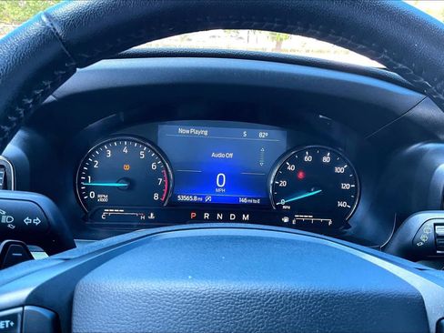 Used 2020 Ford Explorer XLT w/ Equipment Group 202A AWD/4WD image 26