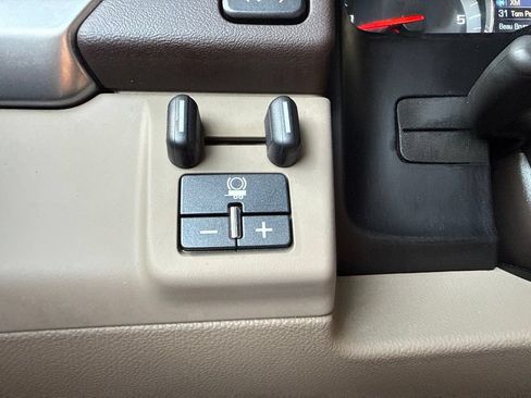 Used 2015 Chevrolet Suburban LT w/ Max Trailering Package RWD image 63