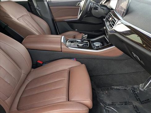 Used 2019 BMW X5 xDrive50i w/ M Sport Package image 23