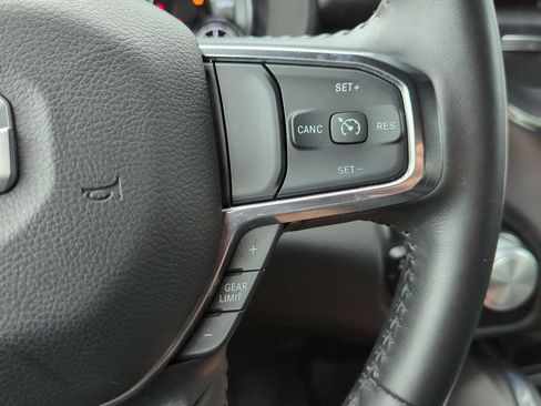 Used 2024 RAM 1500 Laramie AWD/4WD image 13