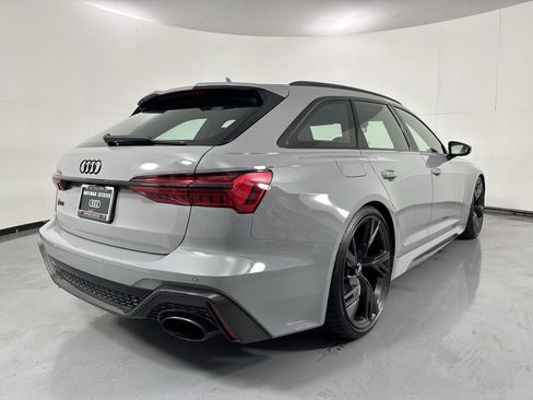 Used 2021 Audi RS 6 AWD/4WD image 35
