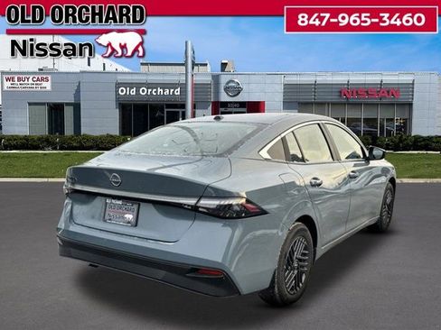 Used 2026 Nissan Sentra SV w/ Floor Mat Package FWD image 4