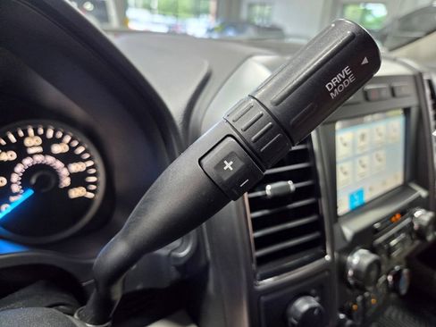 Used 2018 Ford F150 XLT w/ Equipment Group 302A Luxury AWD/4WD image 31