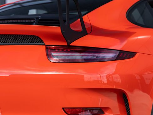Certified 2016 Porsche 911 GT3 RS RWD image 18