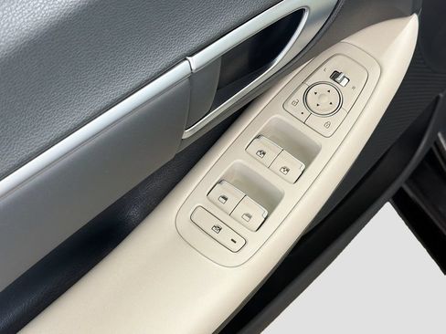 Used 2024 Hyundai Sonata SEL FWD image 18
