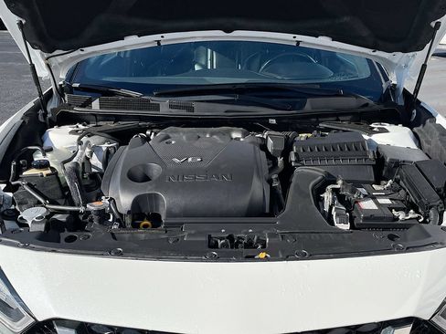 Used 2022 Nissan Maxima SR w/ Sport Mat Group FWD image 30