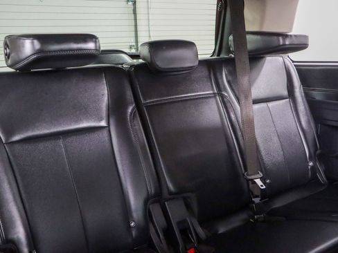 Used 2022 Ford Expedition XLT image 30