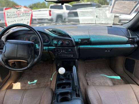 Used 1995 Chevrolet Camaro Z28 image 17