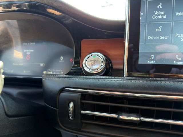 Used 2022 Lincoln Corsair Reserve FWD image 34