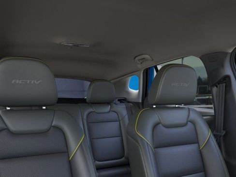 New 2026 Chevrolet Trax ACTIV w/ Driver Confidence Package image 25